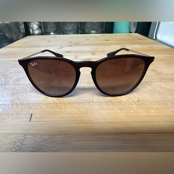 Ray-Ban Erika Classic Sunglasses - Picture 1 of 9